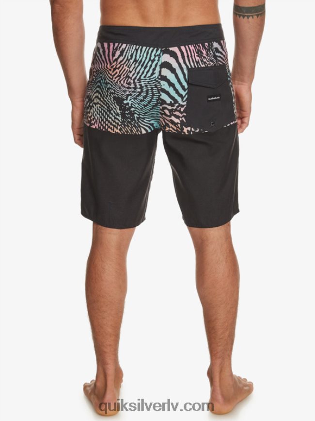 vīriešiem Quiksilver ikdienas iedalījums 20 dēļu šorti melns 88064R669