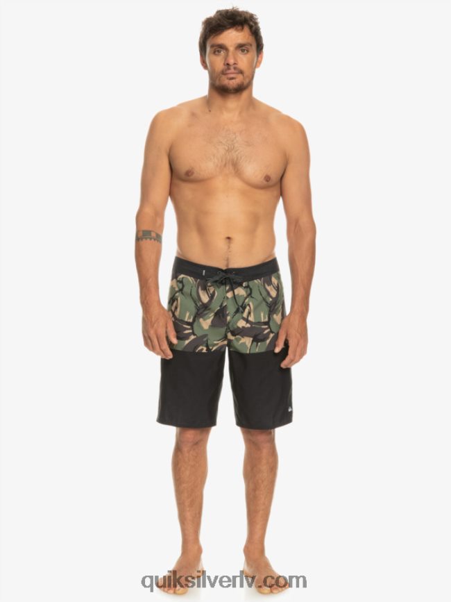 vīriešiem Quiksilver ikdienas iedalījums 20 dēļu šorti melns 88064R671