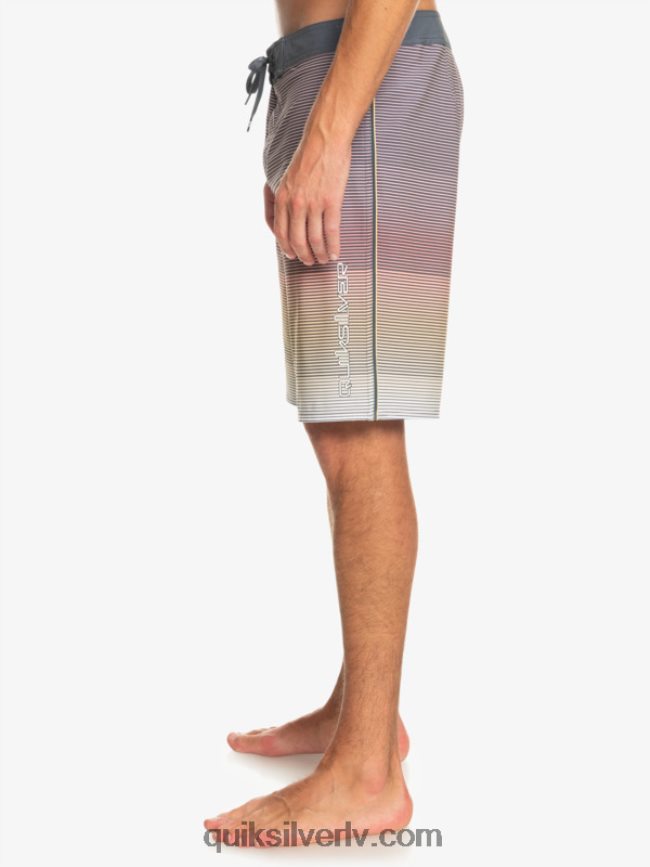 vīriešiem Quiksilver surfsilk masīvi 20 dēļu šorti kvieši 88064R334