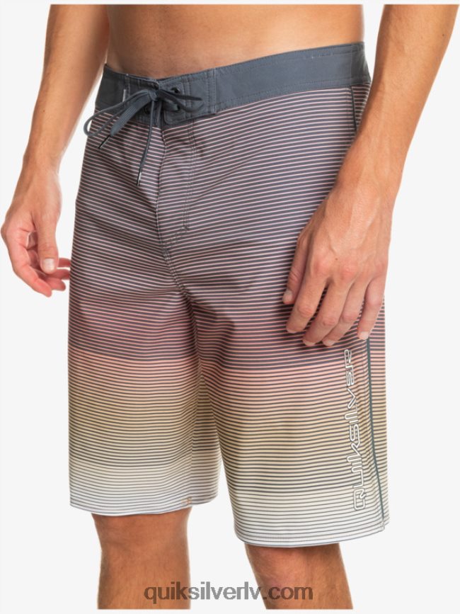 vīriešiem Quiksilver surfsilk masīvi 20 dēļu šorti kvieši 88064R334