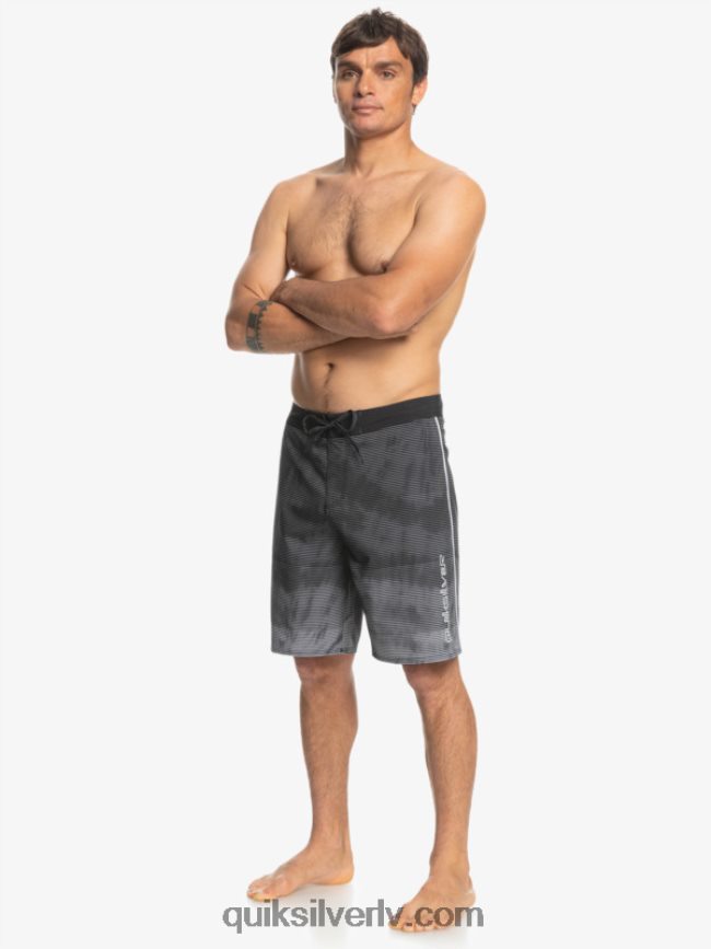 vīriešiem Quiksilver surfsilk masīvi 20 dēļu šorti melns 88064R1593