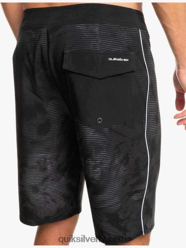 vīriešiem Quiksilver surfsilk masīvi 20 dēļu šorti melns 88064R335
