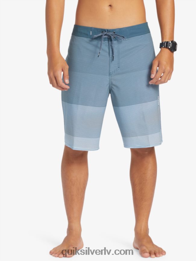 vīriešiem Quiksilver surfsilk masīvi 20 dēļu šorti pusnakts flote 88064R332
