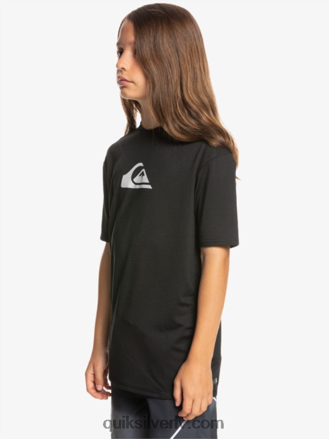 zēni Quiksilver 8-16 cietu svītru īsām piedurknēm upf 50 sērfošanas t-krekls melns 88064R2134